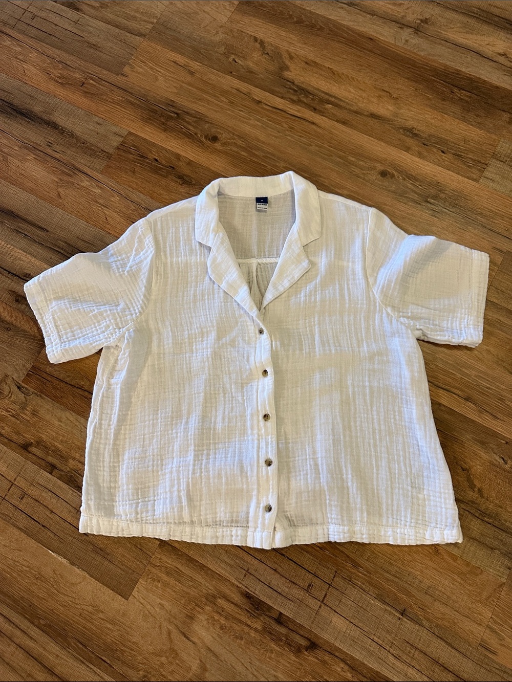 Old Navy Women’s White Textured Shirt